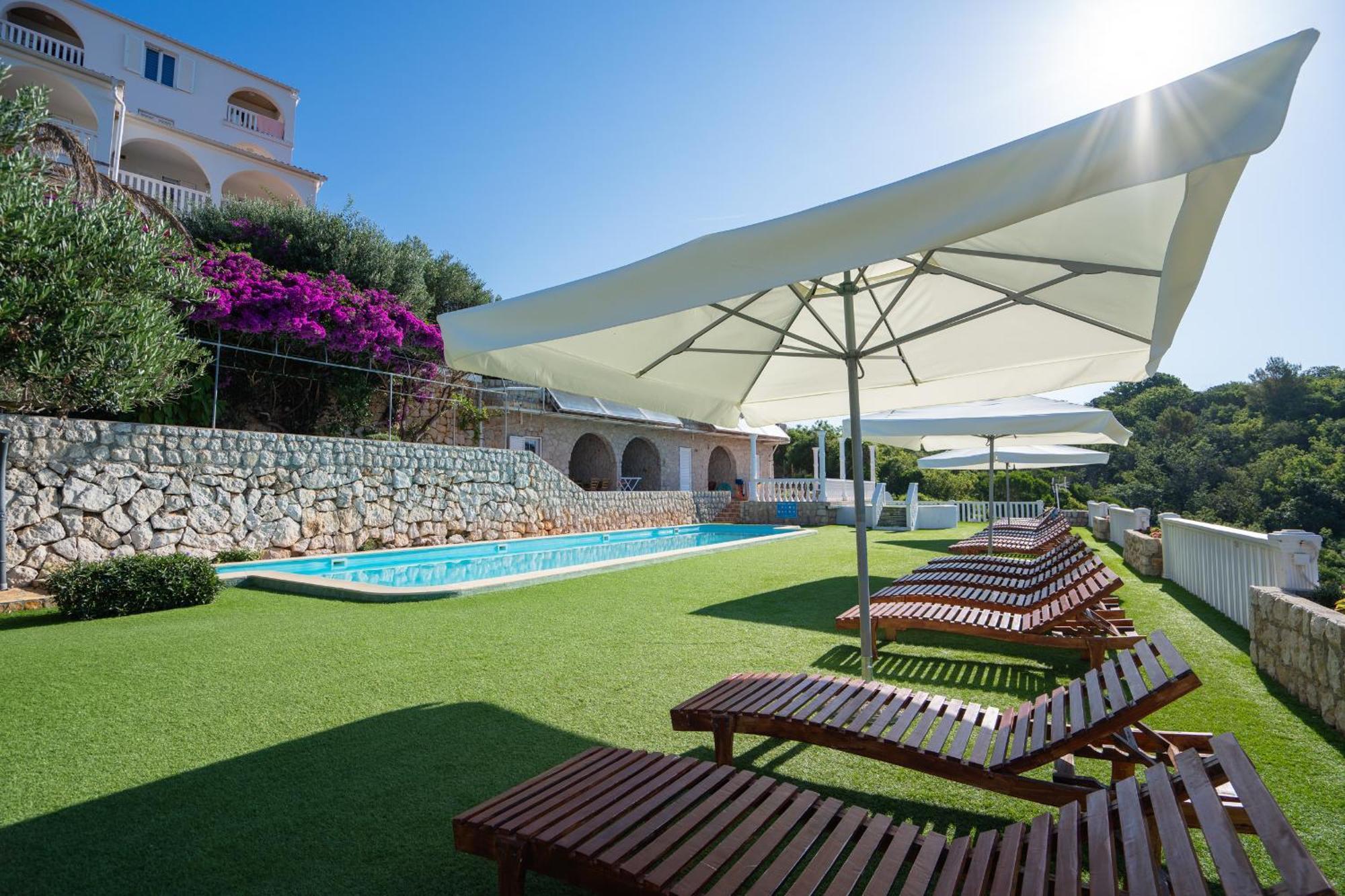 Garden Resort - Apartments Maslina Potocnica Ngoại thất bức ảnh