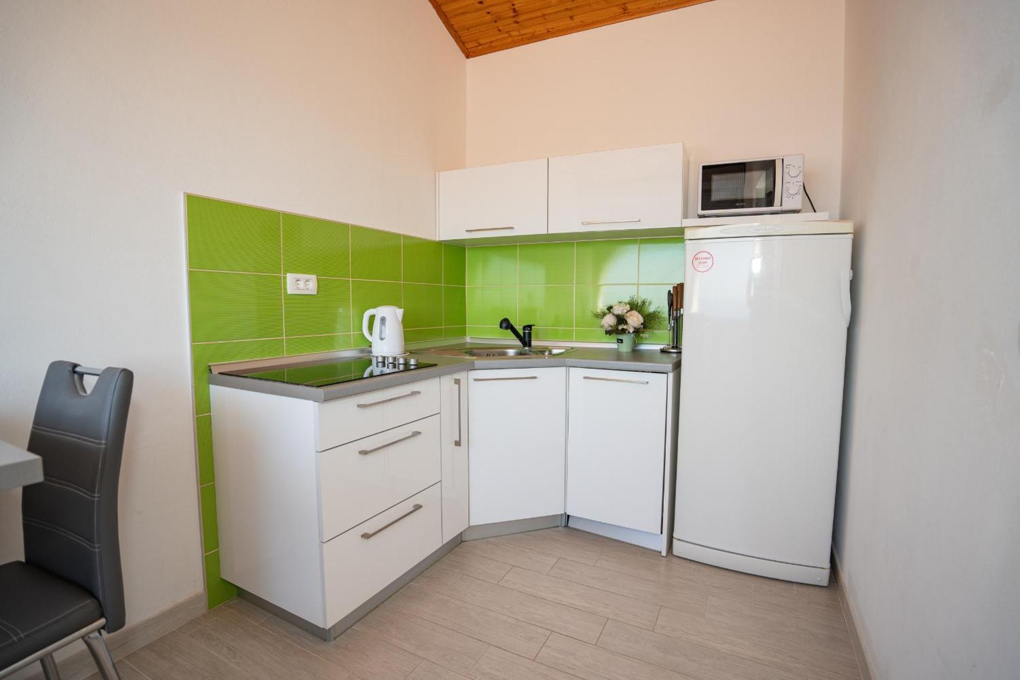 Garden Resort - Apartments Maslina Potocnica Phòng bức ảnh